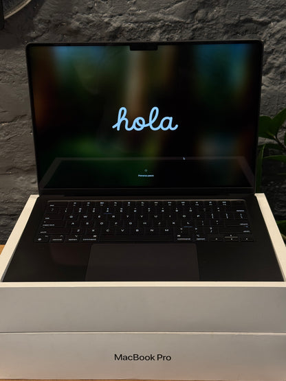 MacBook Pro 14-inch M3 Pro 18GB RAM 1TB SSD Space Black - used