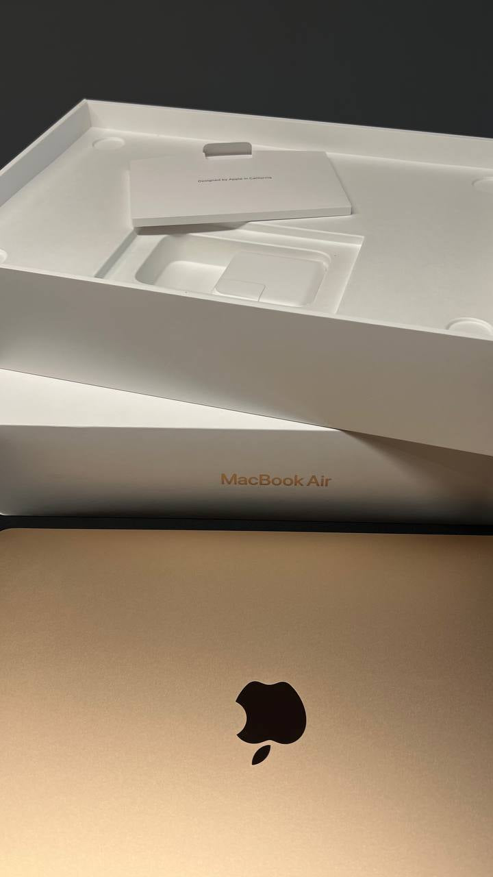 MacBook Air 13' M1 8/256 Gold A2337 - used