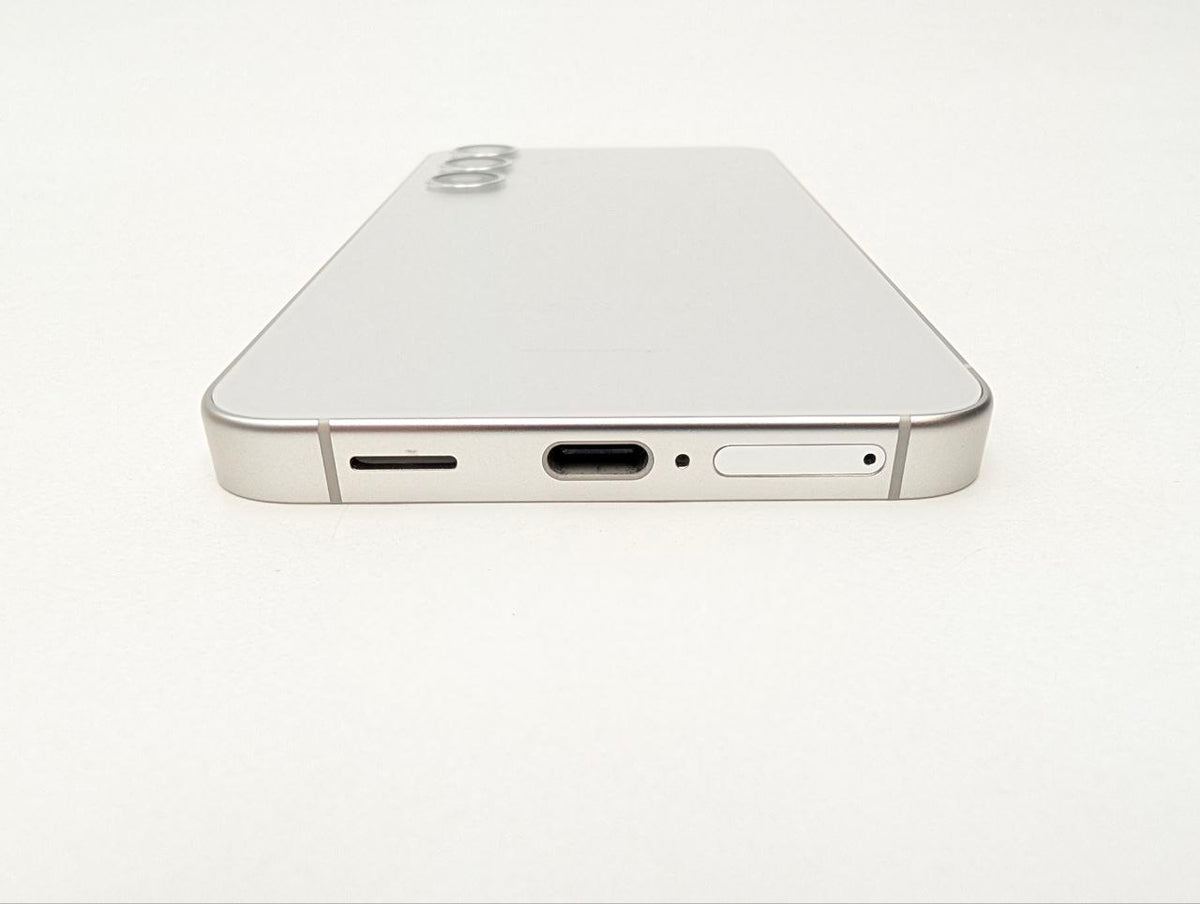 Samsung Galaxy S24 128GB srebrny | Outlet, Bateria 90%