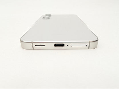 Samsung Galaxy S24 128GB srebrny | Outlet, Bateria 90%