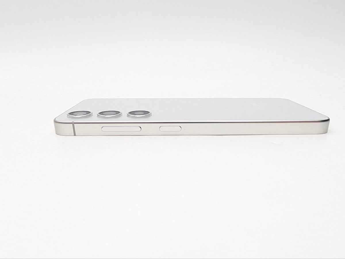Samsung Galaxy S24 128GB srebrny | Outlet, Bateria 90%