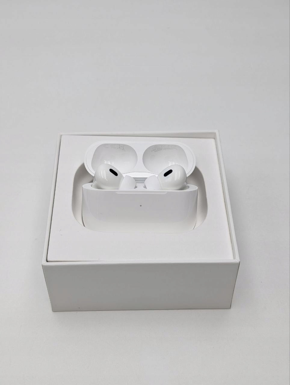 Słuchawki bezprzewodowe dokanałowe Apple AirPods Pro 2 gen | Outlet