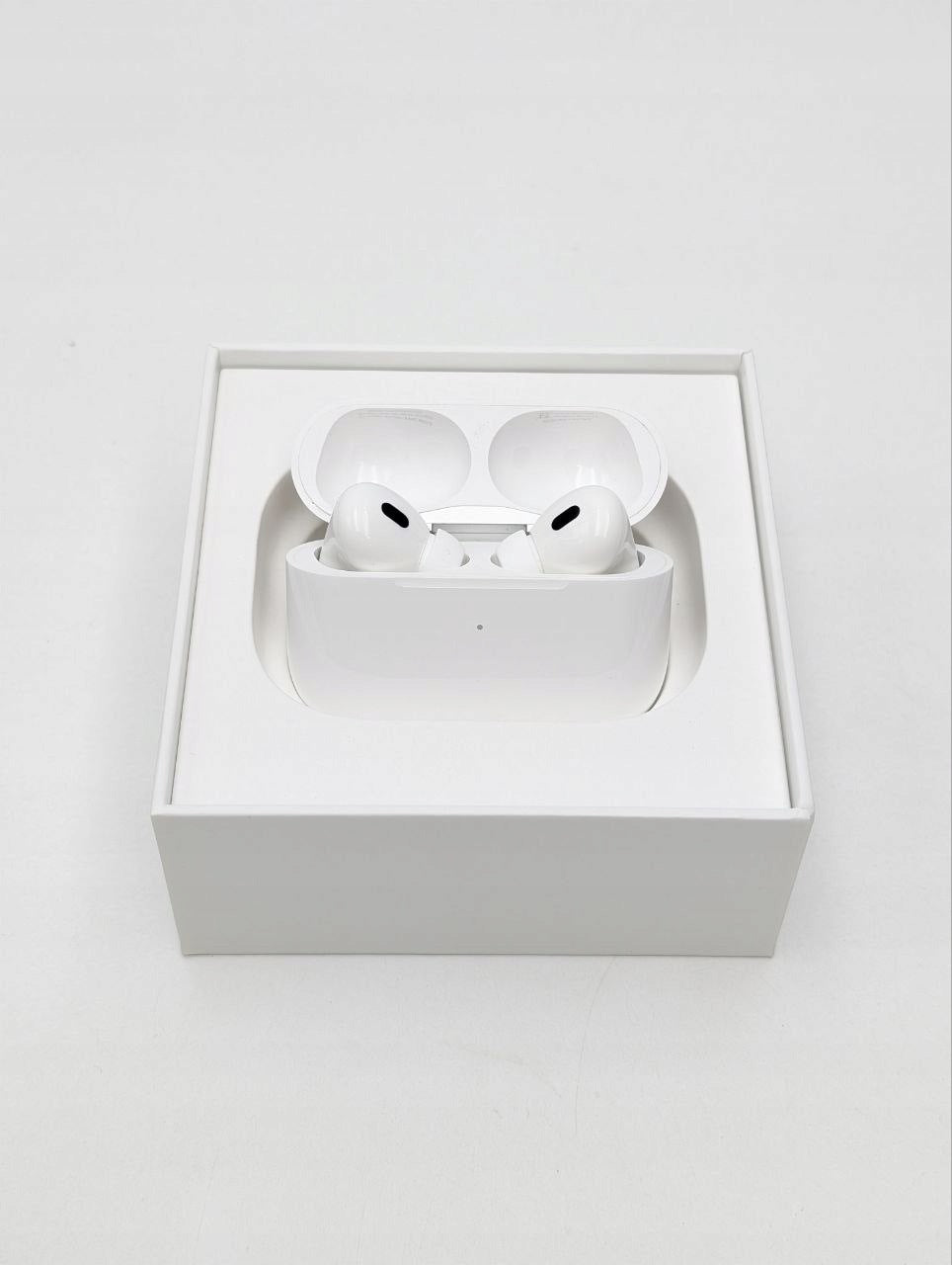 Słuchawki bezprzewodowe dokanałowe Apple AirPods Pro 2 gen. lightning | Outlet