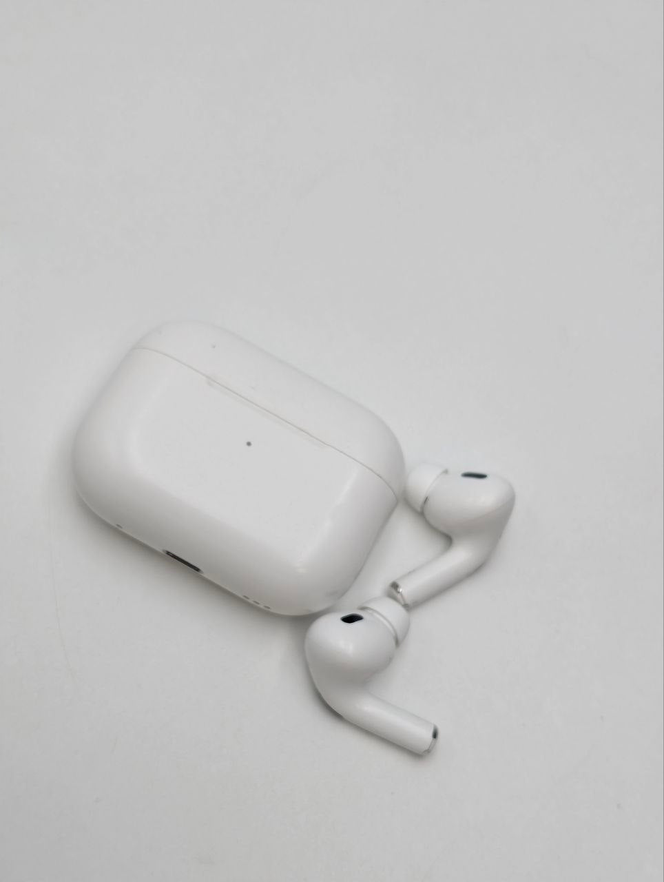 Słuchawki bezprzewodowe dokanałowe Apple AirPods Pro 2 gen. lightning | Used