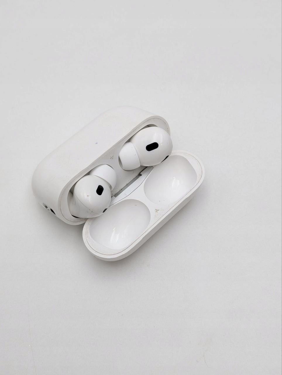 Słuchawki bezprzewodowe dokanałowe Apple AirPods Pro 2 gen. lightning | Used