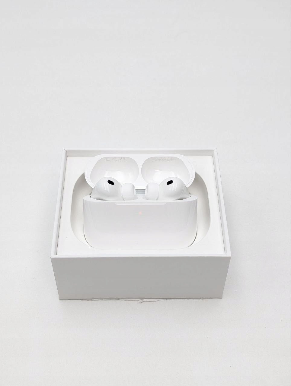 Słuchawki bezprzewodowe dokanałowe Apple AirPods Pro 3 gen | Outlet
