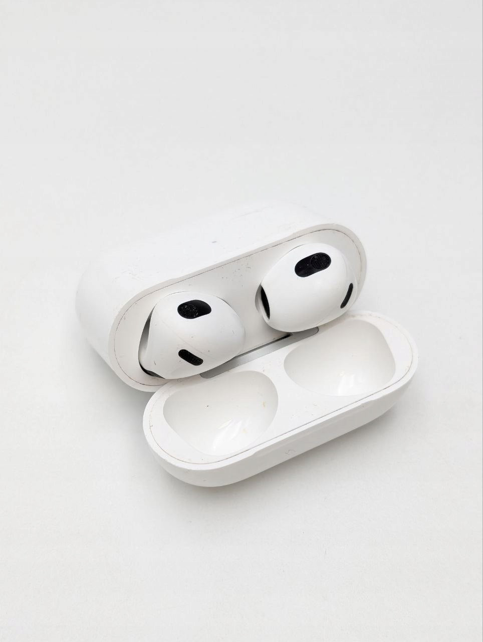 Słuchawki bezprzewodowe douszne Apple AirPods 3 gen | Used