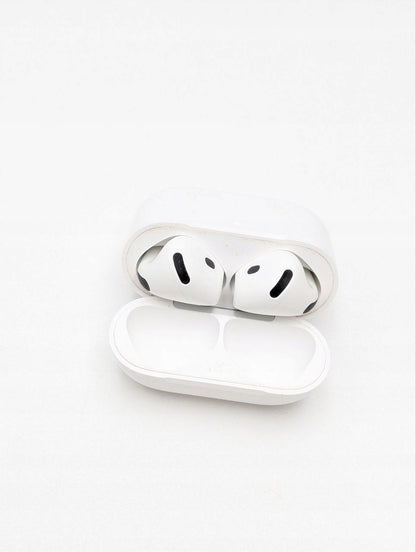 Słuchawki bezprzewodowe douszne Apple AirPods 4 ANC | Used