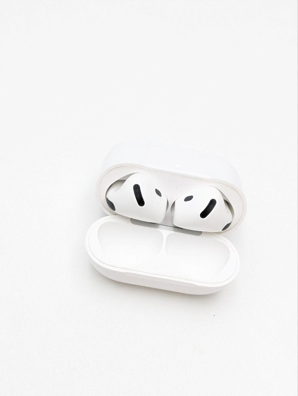 Słuchawki bezprzewodowe douszne Apple AirPods 4 ANC | Used