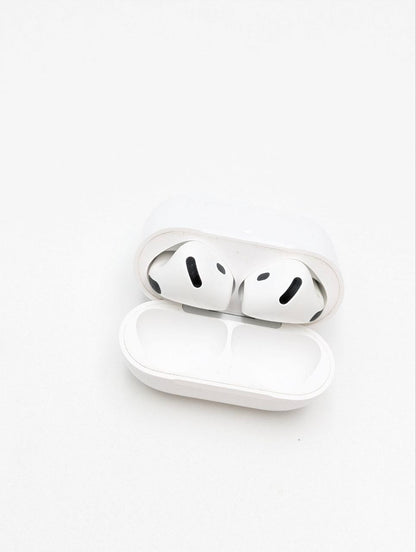 Słuchawki bezprzewodowe douszne Apple AirPods 4 ANC | Used
