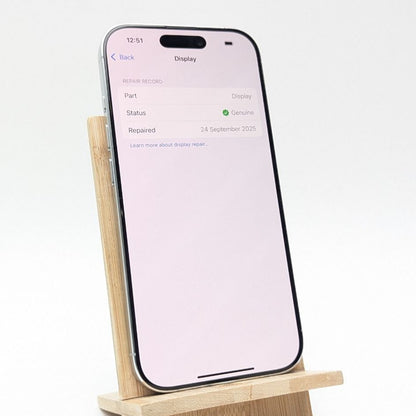 Apple iPhone 16 Pro 256GB Tytan Biały| eSim | Refurbished, Bateria 93%