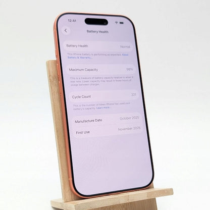 Apple iPhone 17 Pro 256 GB Kosmiczny pomarańcz | eSim | Outlet, Bateria 98%