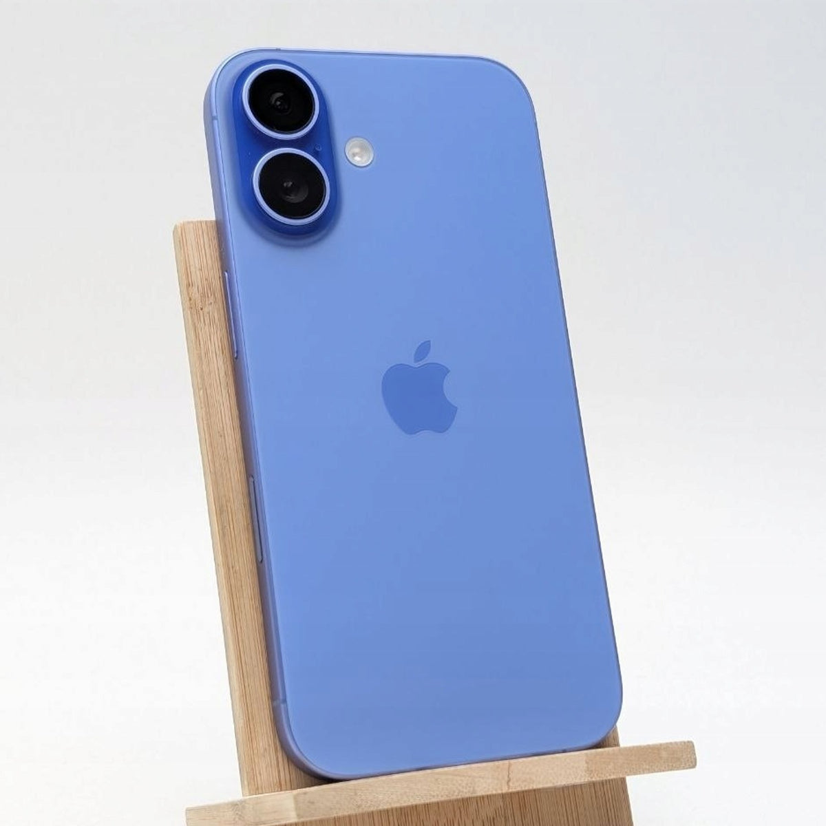 Apple iPhone 16 128 GB Ultramarine | Outlet, Bateria 88%