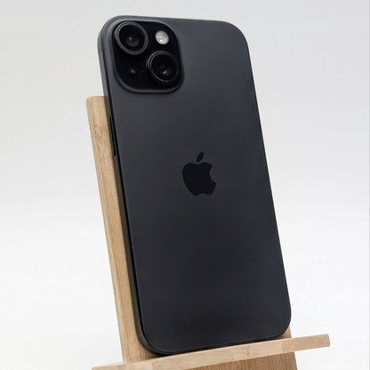 Apple iPhone 15 256 GB czarny | Outlet
