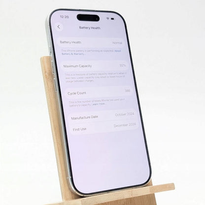 Apple iPhone 16 Pro 128 GB Tytan biały | eSim | Used, Bateria 92%