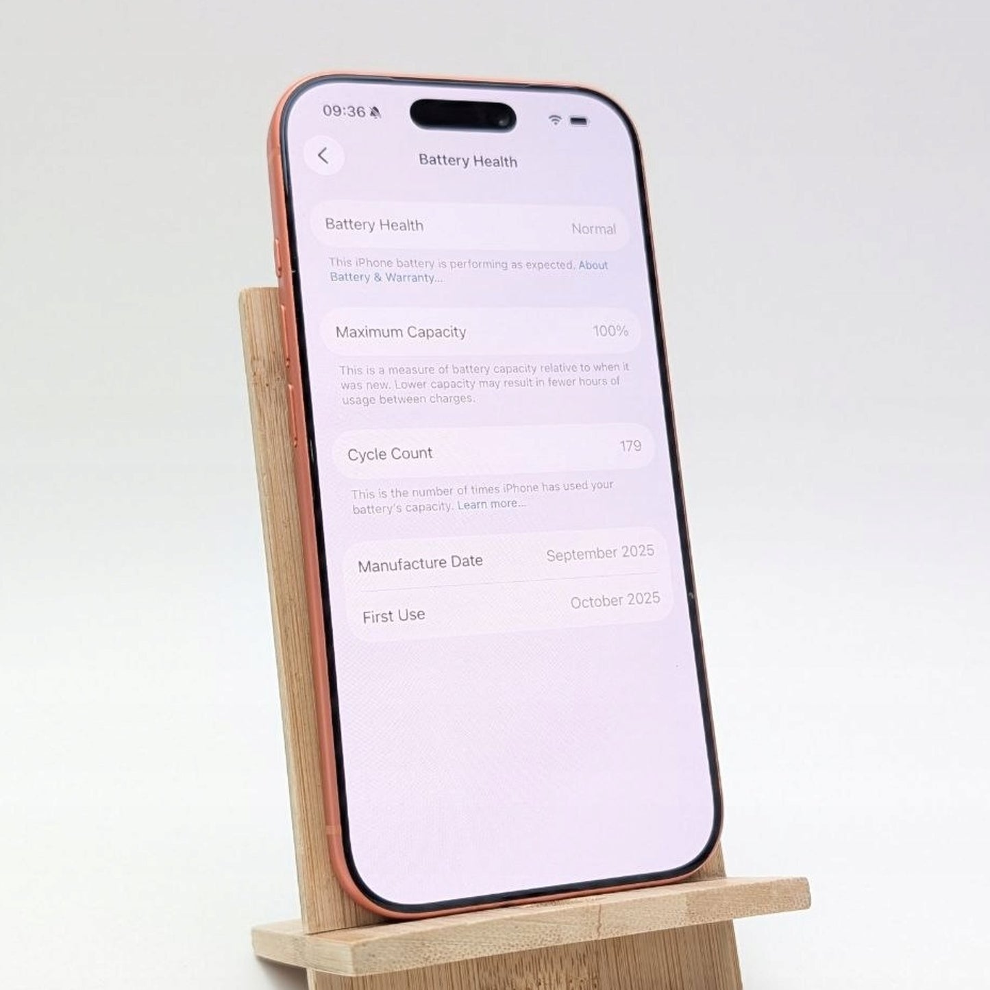 Apple iPhone 17 Pro 256 GB Kosmiczny pomarańcz | eSim | bateria 100% | Outlet, Bateria 100%