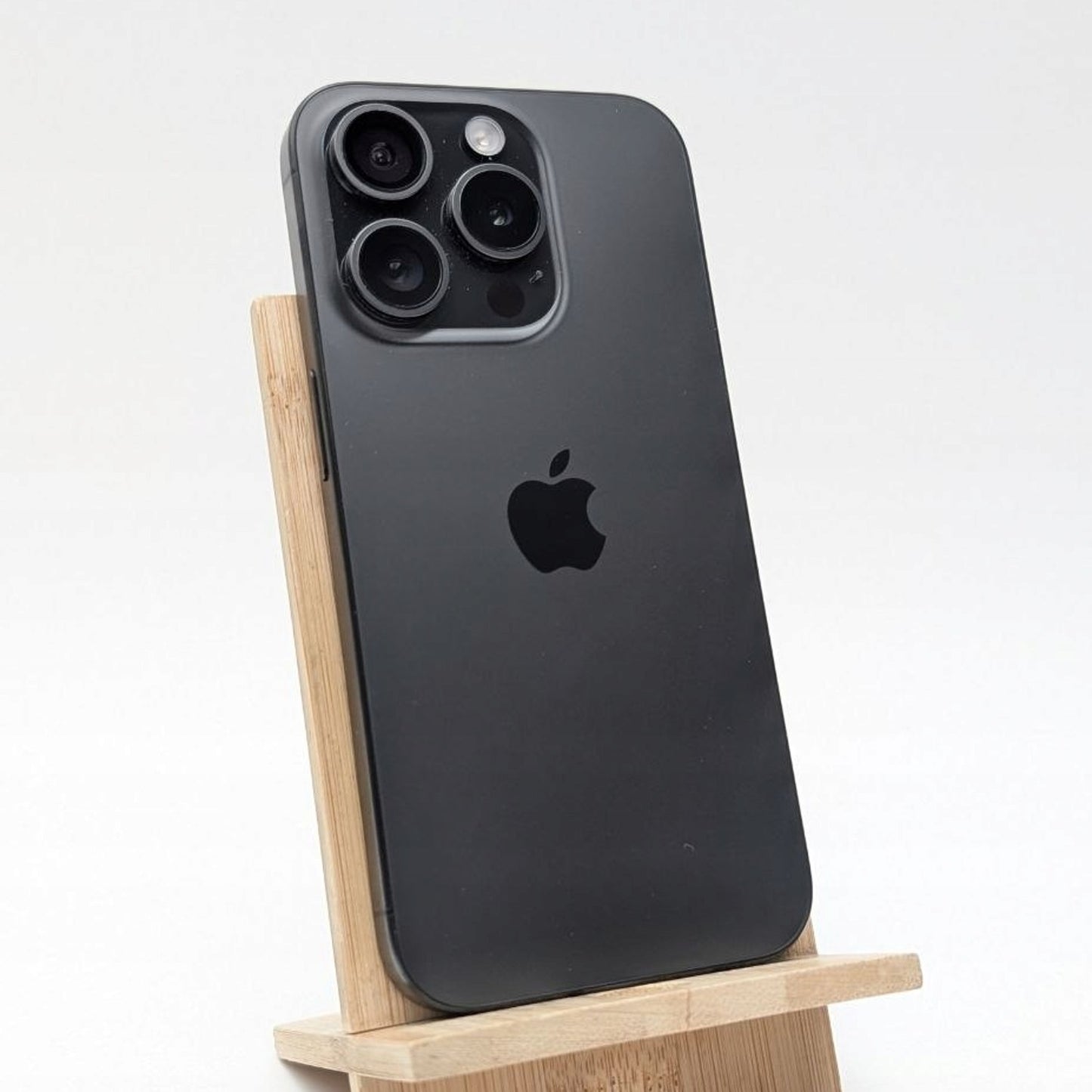 Apple iPhone 15 Pro 128 GB Czarny | Outlet, Bateria 87%