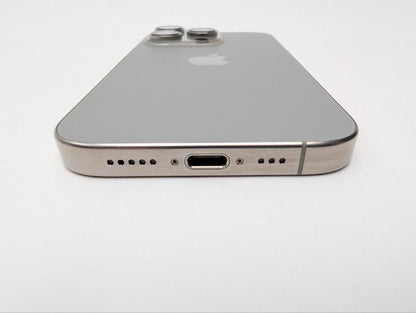 Apple iPhone 16 Pro 512GB Tytan Naturalny | eSim