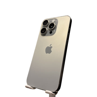 Apple iPhone 15 Pro 128GB Tytan naturalny | Used, Bateria 87% – tył